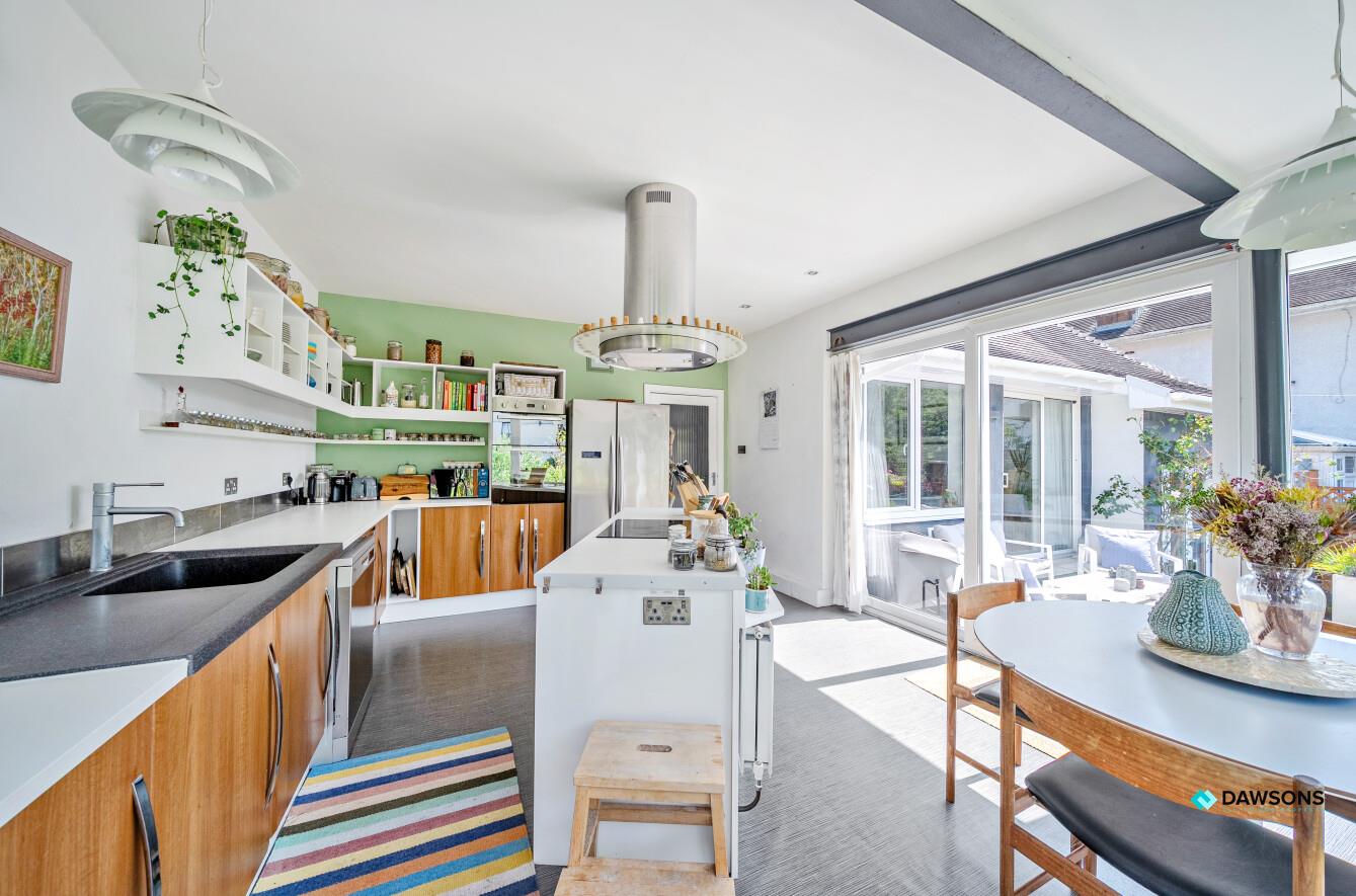 Rotherslade Road, Langland, Swansea, SA3 4QW